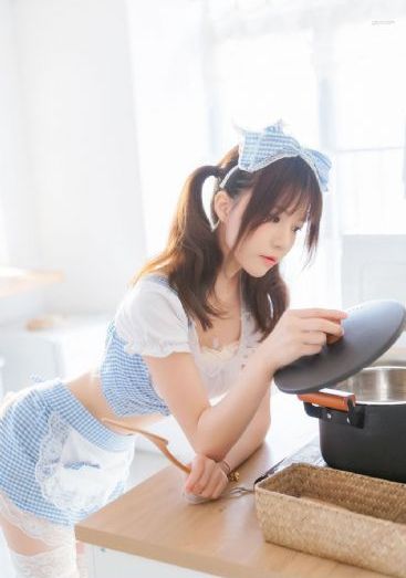 粉嫩小箩莉奶水四溅在线观看_4K天堂在线