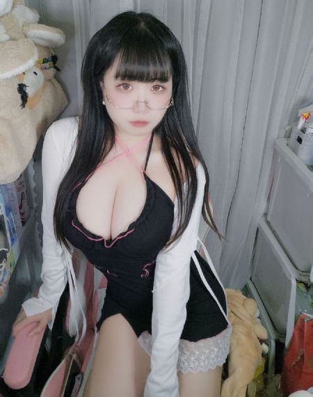 25岁女高中生_720高清视频播放