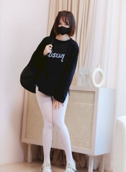 韩国伦理年轻的妈妈_JVID性感写真