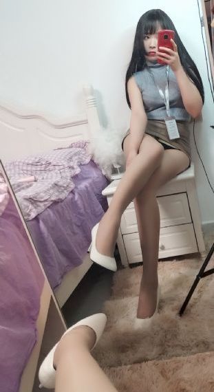 丰满的秘书年轻胸大的秘书_BD韩语高清免费观看