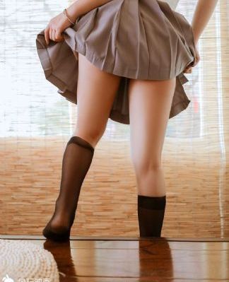 小妖精舒服吗爽吗宝贝h_4KBD在线观看