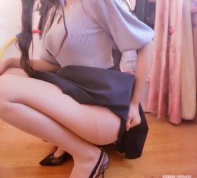 嗯～哼啊尿...尿出来了视频_在线播放高清