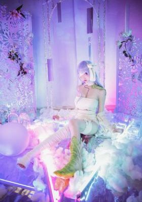 电影《丰满女朋友》_超清完整在线观看